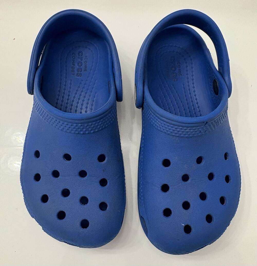 Crocs Kids' Classic Clog Blue Bolt Size C11